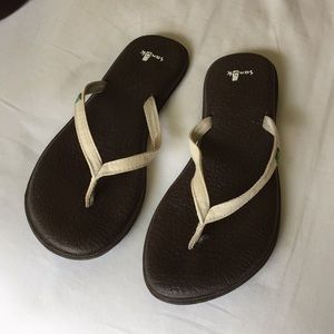 Sanuk flip flops